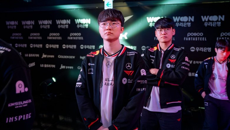 lck 2025 t1 huy diet kt rolster trong ngay faker lap ky luc 1755077256