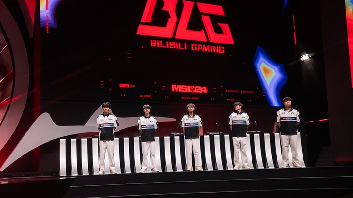 lpl he 2024 lich
